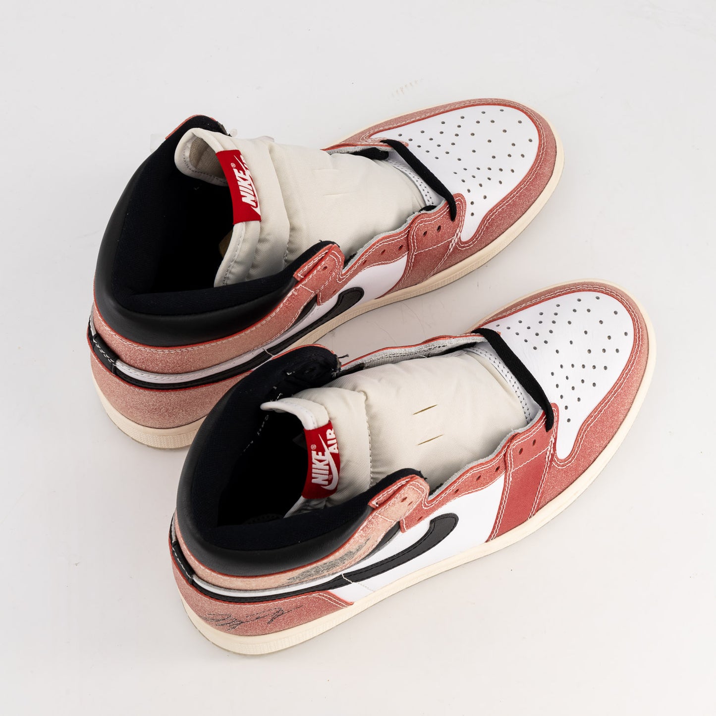 Nike Air Jordan 1 High "Trophy Room" (DS)